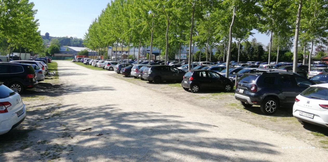 (1400) Yverdon-les-Bains - Chemin des Grèves de Clendy — foto