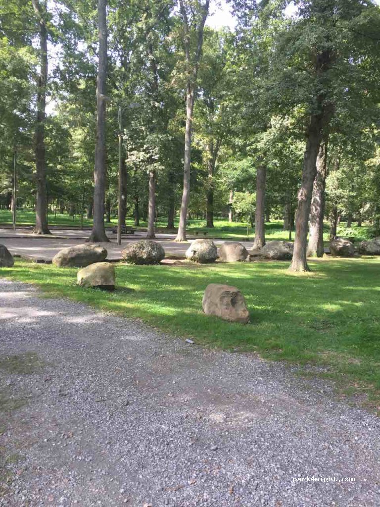 (65250) La Barthe-de-Neste - 3-5 Route des Fours — foto 2