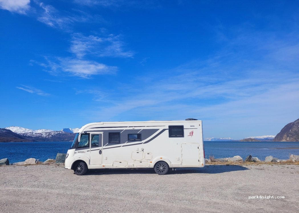 (9152) Sørkjosen - — foto