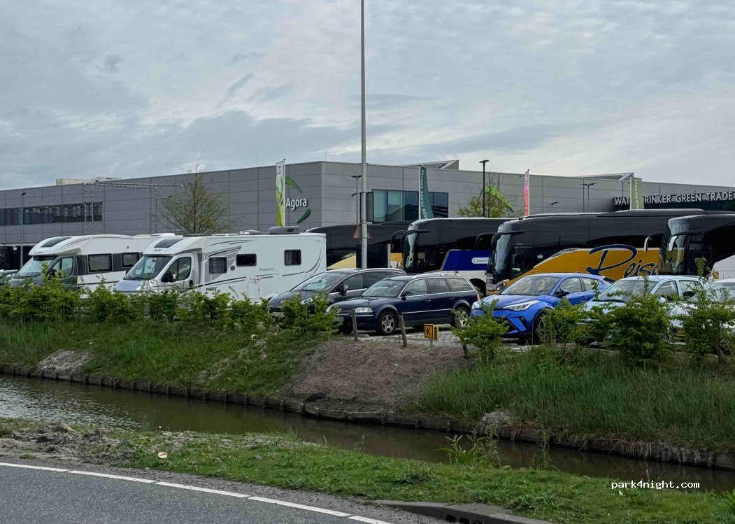 (1431 GB) Aalsmeer - 313 Legmeerdijk — foto 2