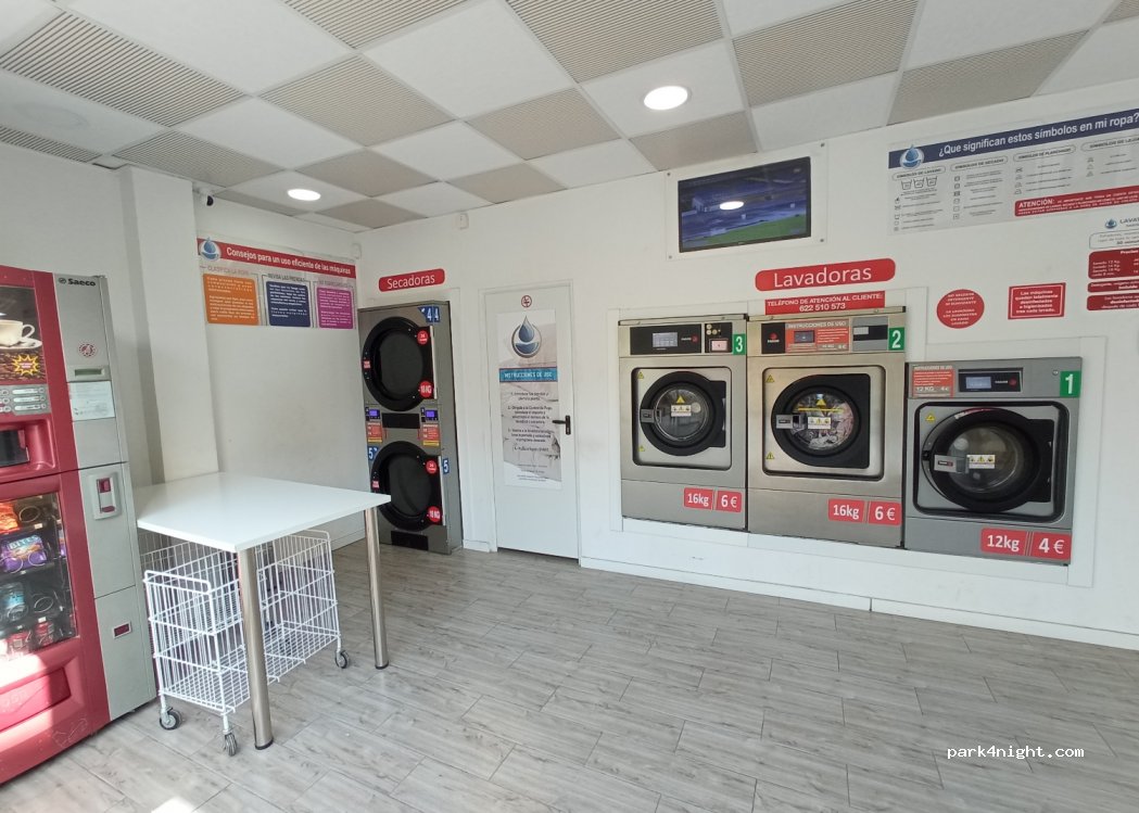 (22600) Sabiñánigo - 10 Calle Pirineos — foto 2