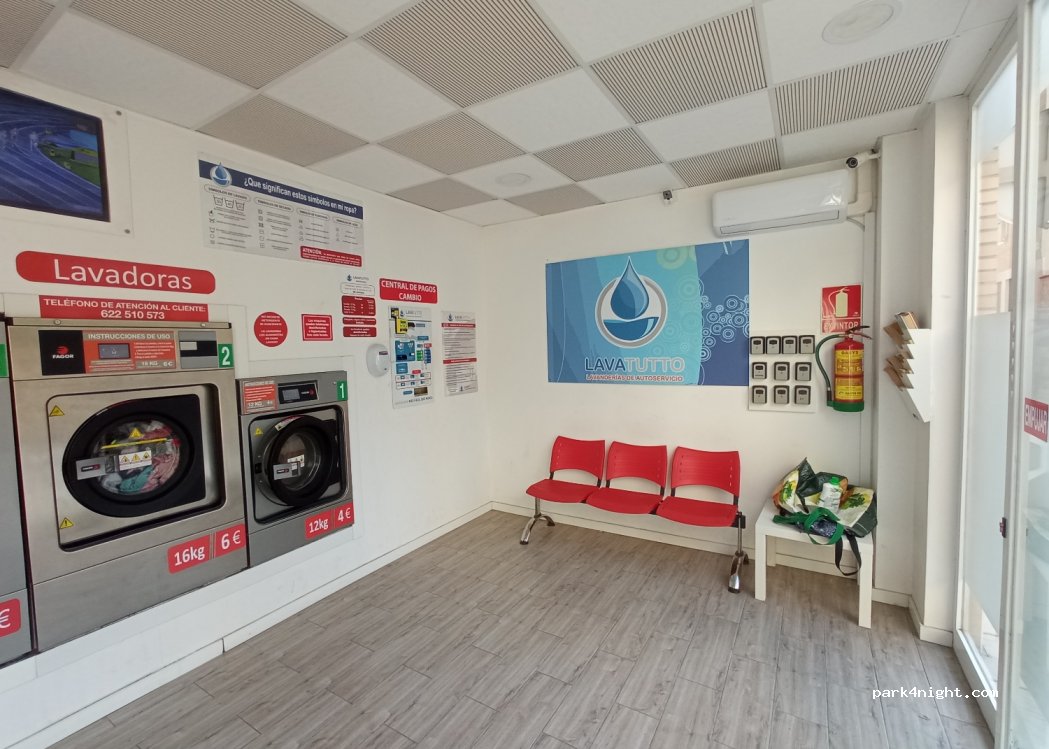 (22600) Sabiñánigo - 10 Calle Pirineos — foto 3