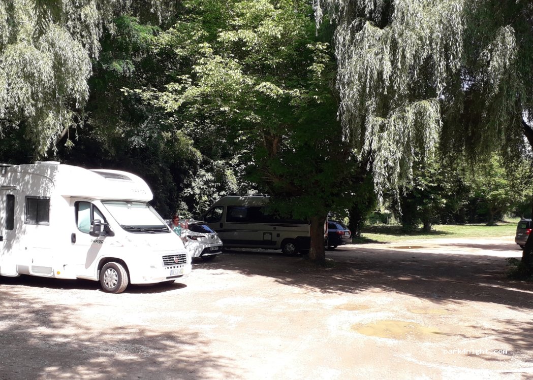 (47500) Saint-Front-sur-Lémance - D158 — foto 2