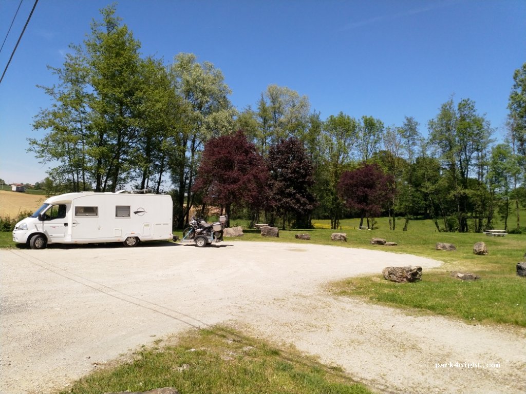 (01851) Marboz - 1189 Route de Louhans — foto