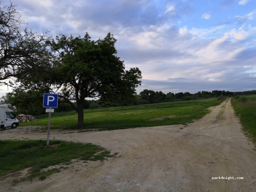 Határcsárda Panzió és Étterem — foto
