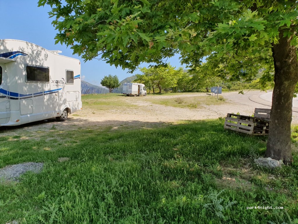 (462 00) Petrovitsa - Ethniki Odos Ioanninon Igoumenitsas — foto 2