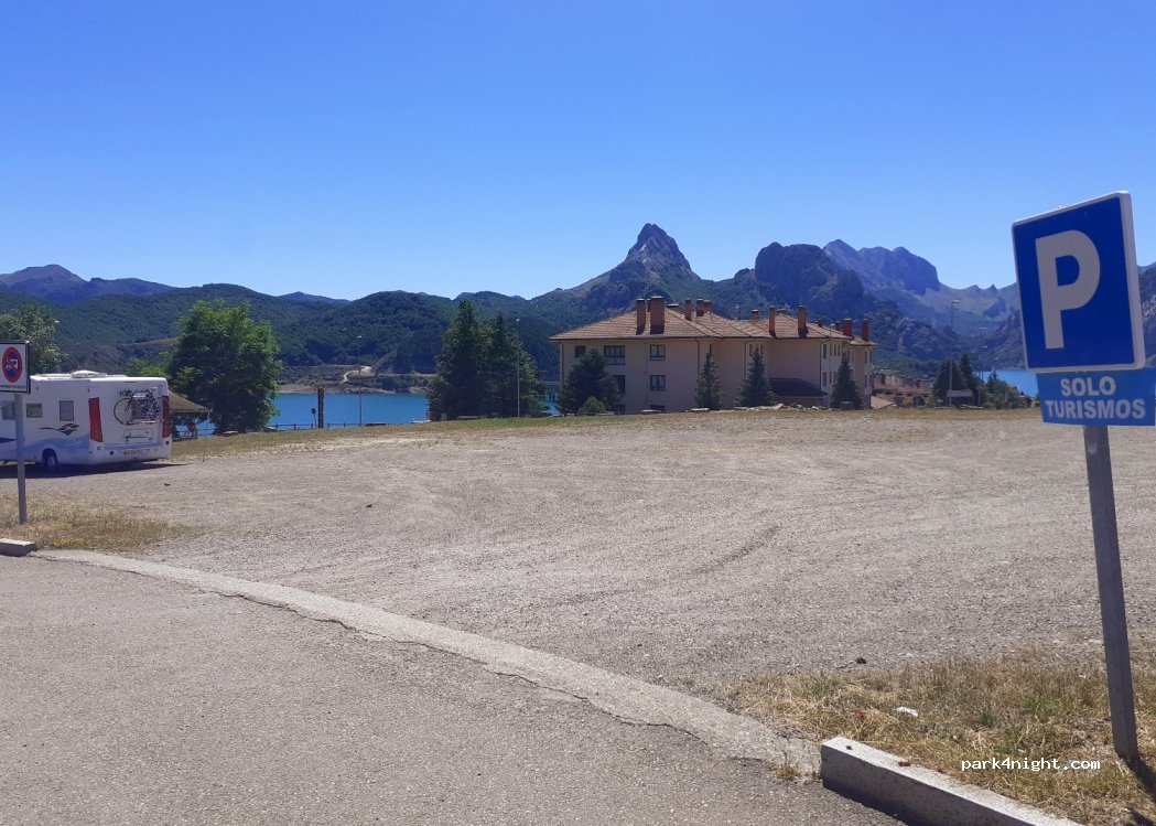 (24900) Riaño - 11 Avenida de Valcayo — foto 2