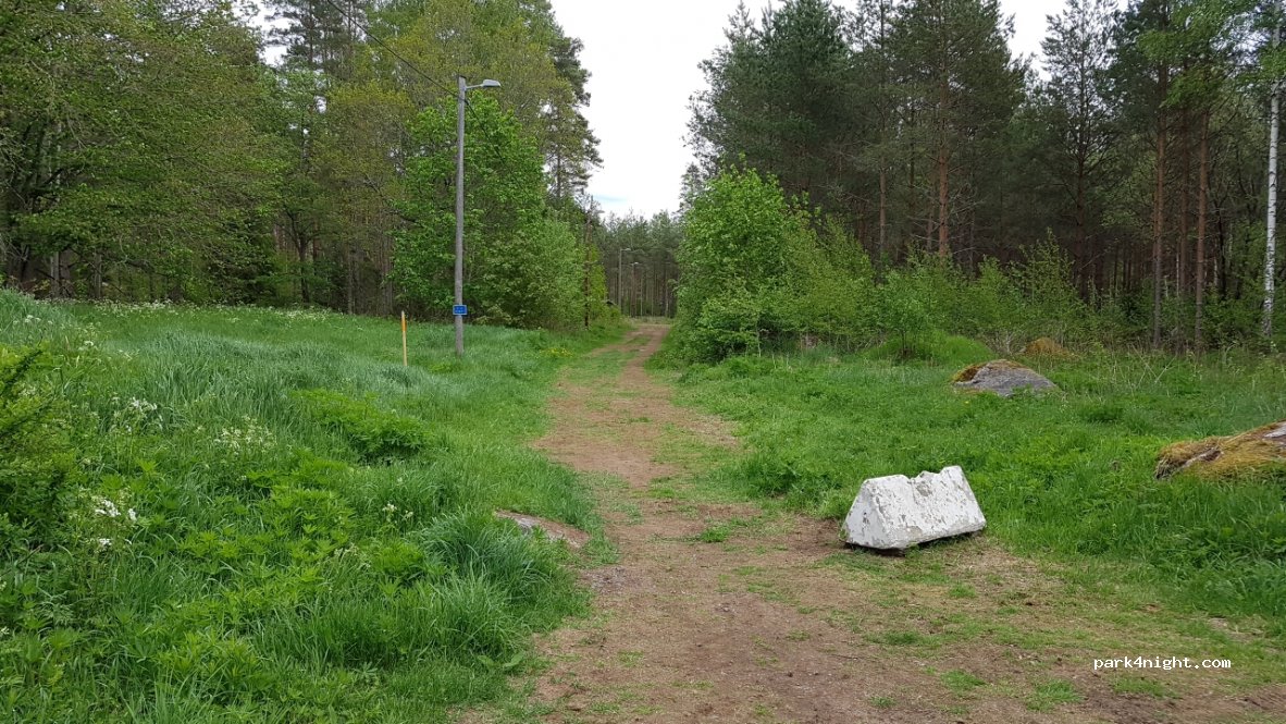 (570 82) Målilla - Gamla Sanatorievägen — foto 2