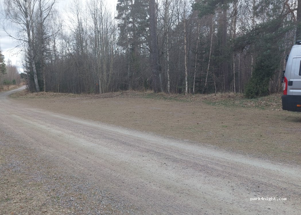 (570 82) Målilla - Gamla Sanatorievägen — foto 4