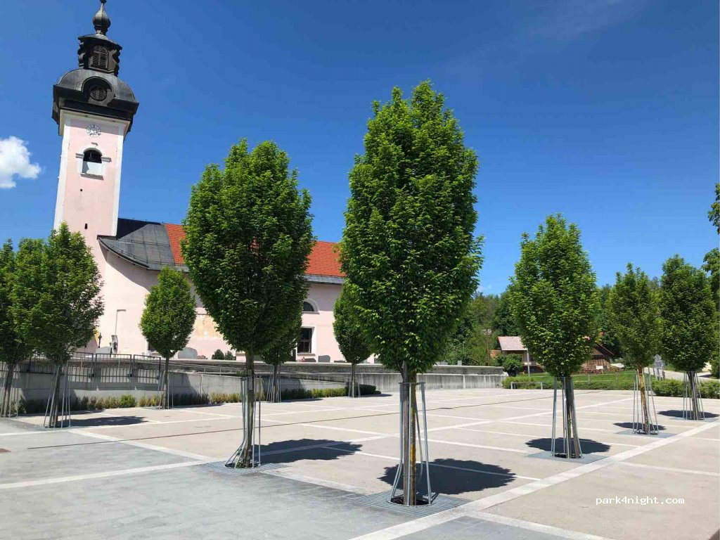 (1313) Struge - 7 Pri Cerkvi - Struge — foto
