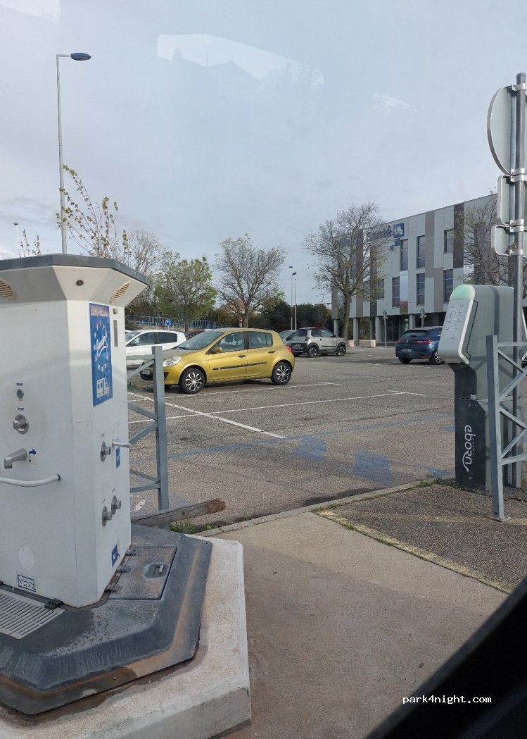 (26700) Pierrelatte - Boulevard Denis Papin — foto 3