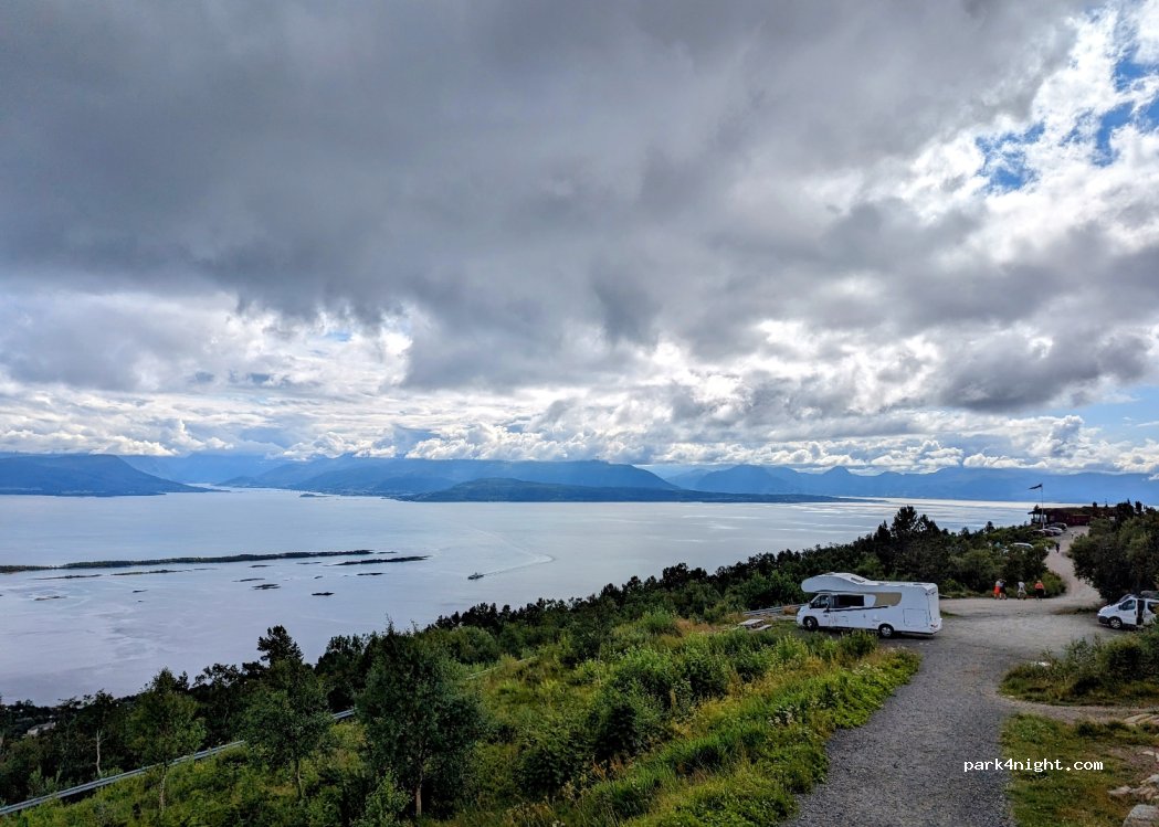 (6429) Molde - Vardevegen — foto 2