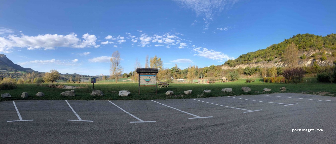(38350) La Salle-en-Beaumont - — foto 4