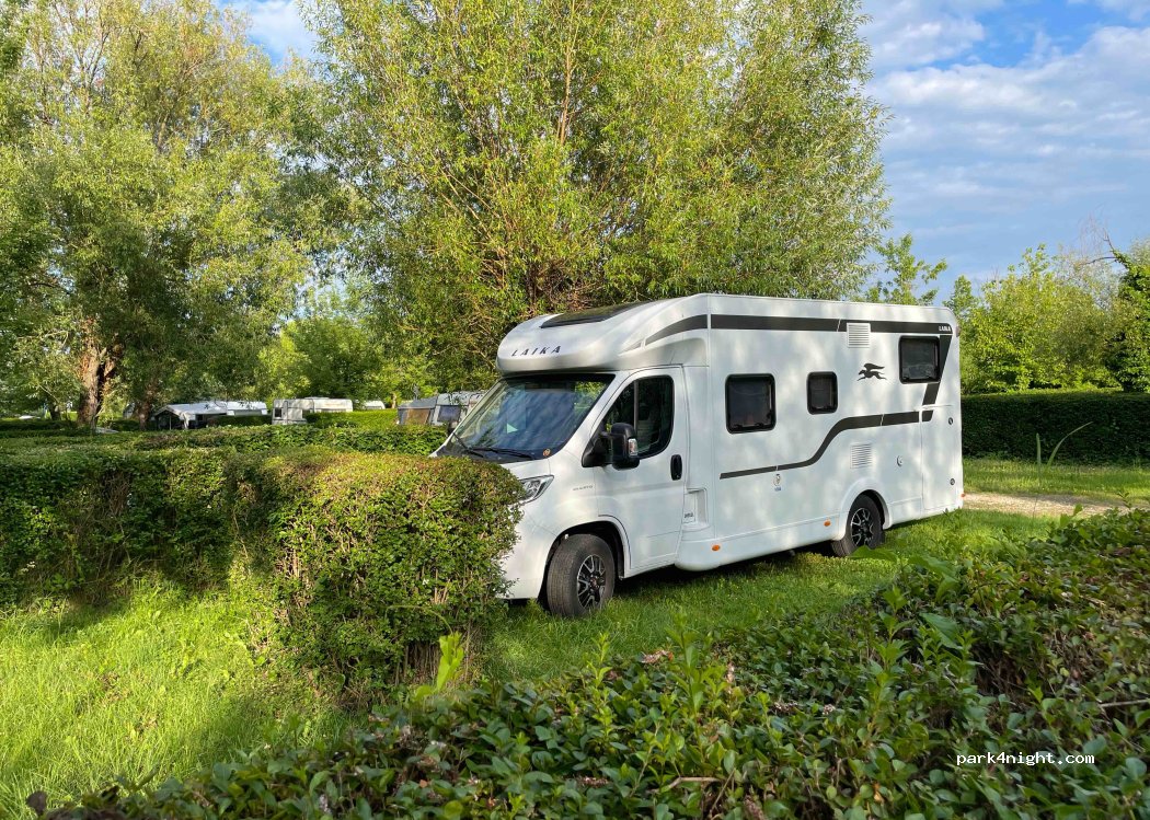 Castrum Camping Kft. — foto 4