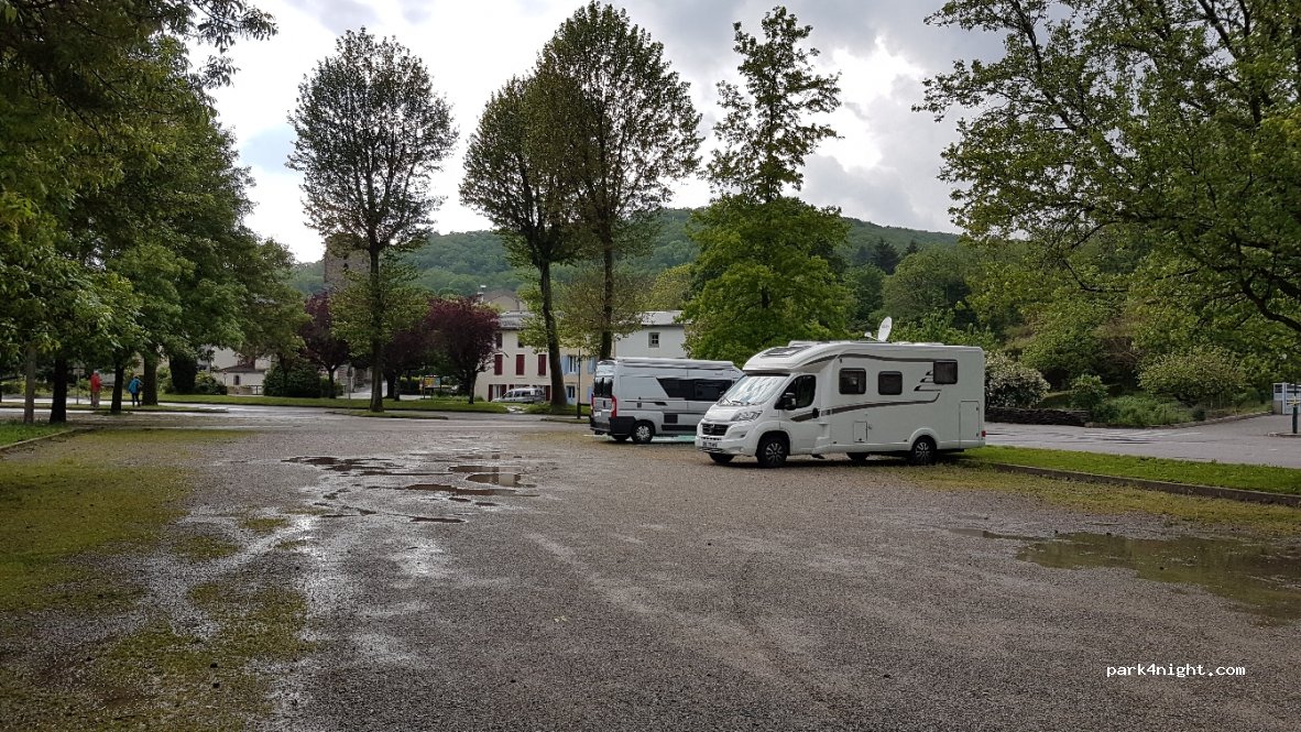 (11390) Cuxac-Cabardès - 5 Espace François Mitterrand — foto