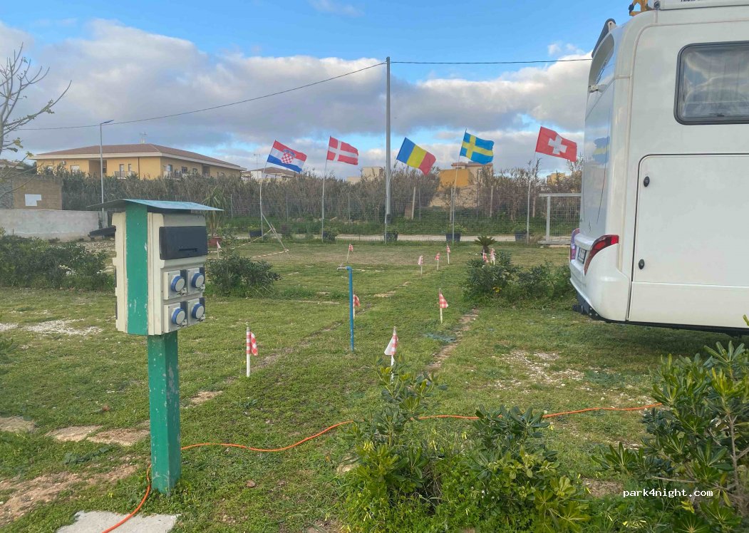 Il Giardino dell'Emiro camping — foto 2