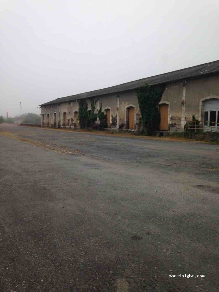 (87200) Saint-Junien - 24 Avenue Paul Vaillant Couturier — foto 2