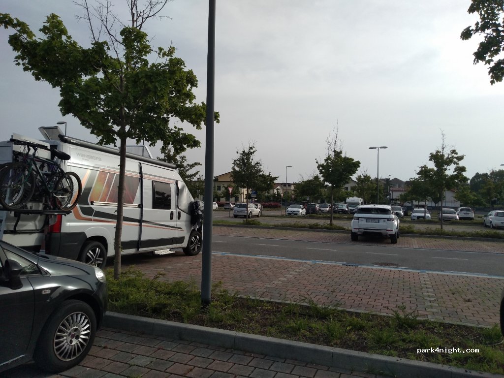 (30016) Lido di Jesolo - 13 Via Torcello — foto