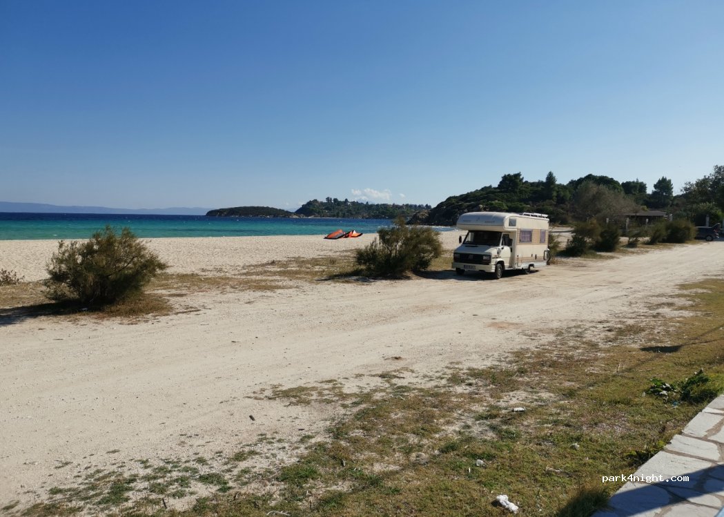 (630 78) Ormos Panagias - Unnamed Road — foto 2