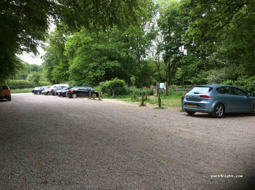 (HP17 0UR)  - Lodge Hill — foto