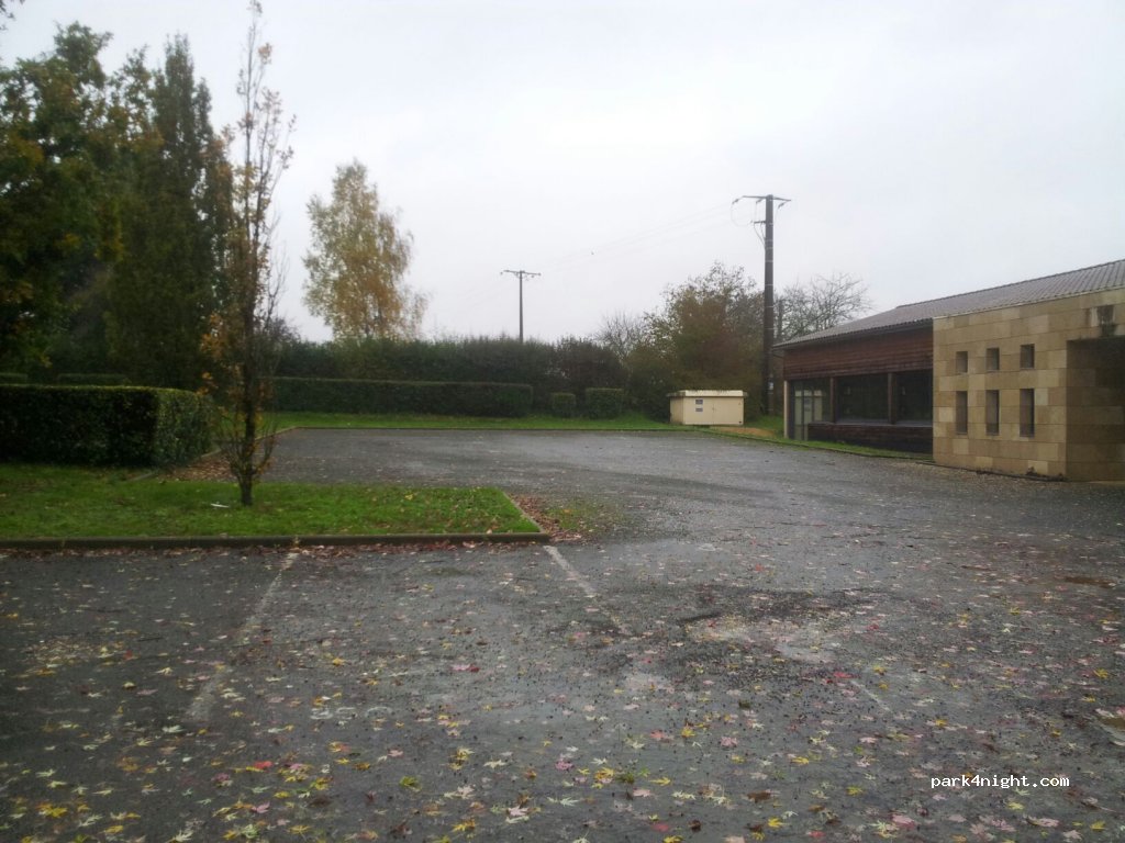 (24140) Villamblard - 07 Rue de l'École — foto 2