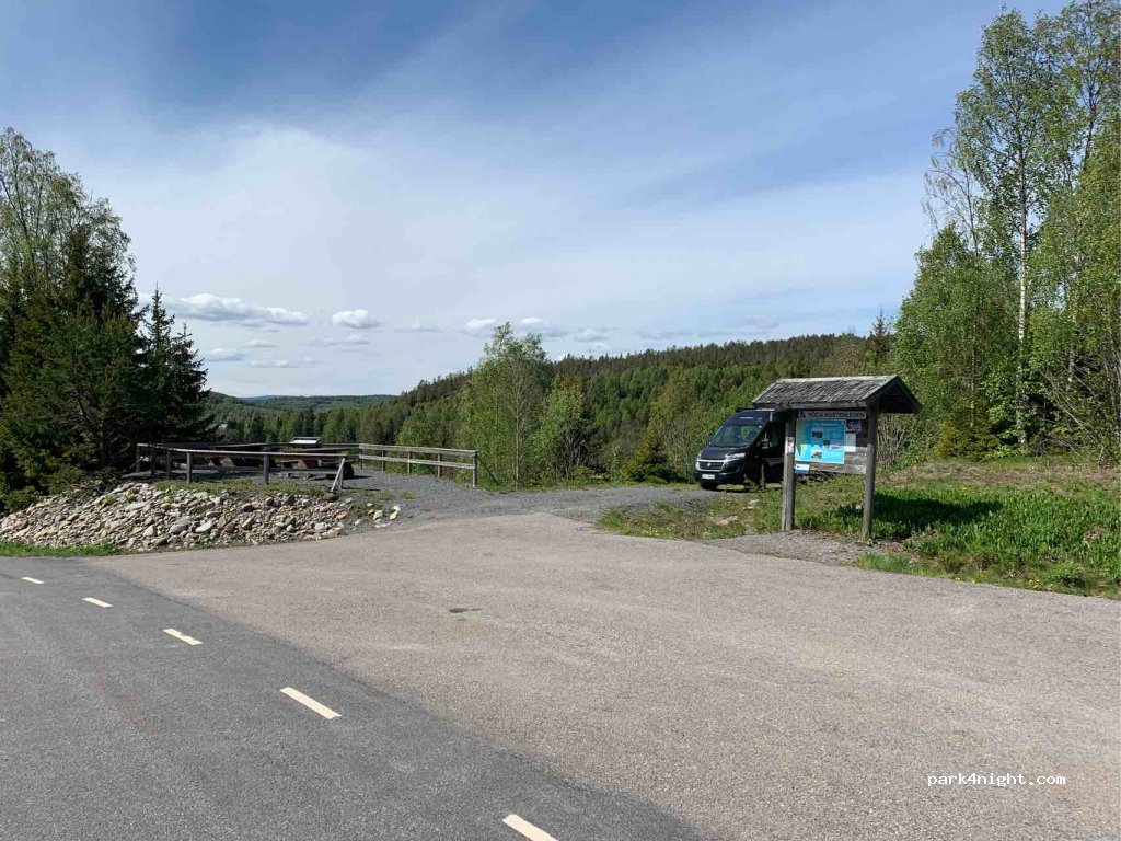 (872 98)  - Unnamed Road — foto
