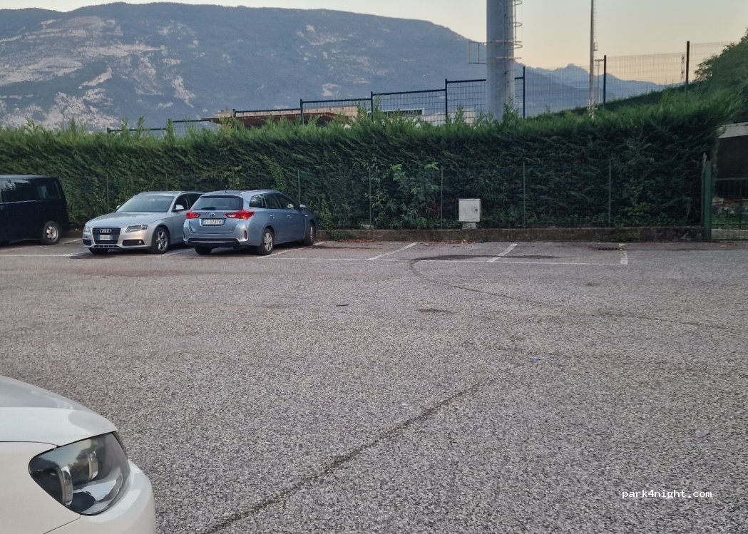 (38065) Mori - 18 Via Roma — foto