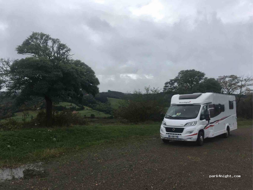 Aire de camping-car Parigny — foto