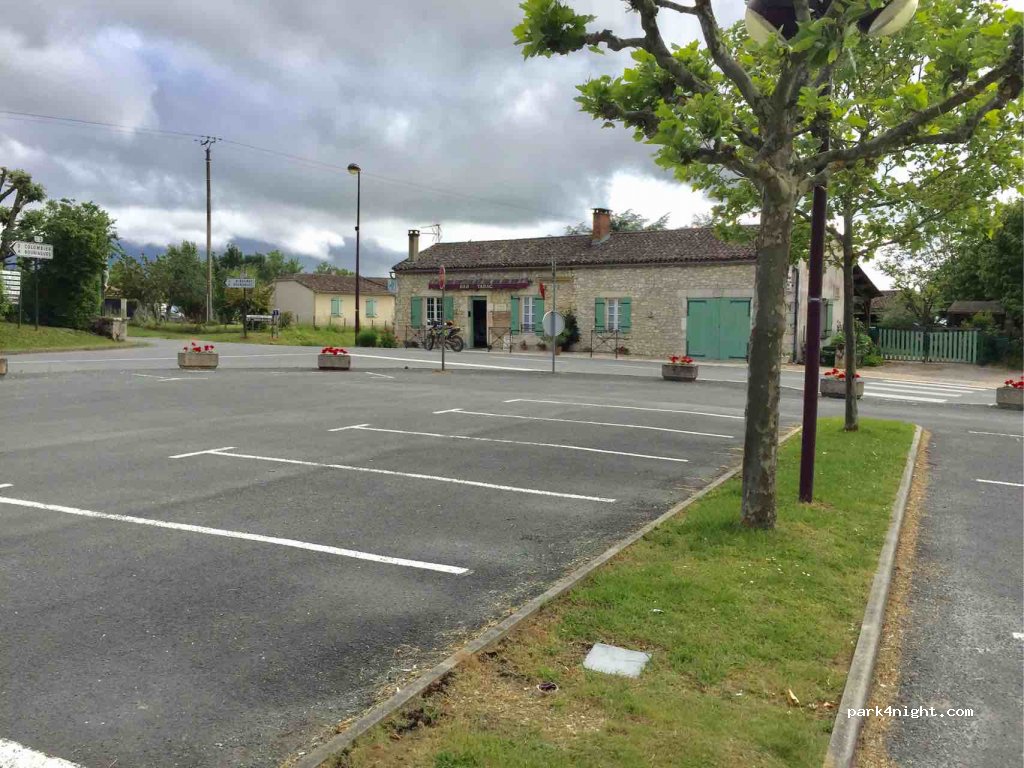 (24240) Monbazillac - D13 — foto