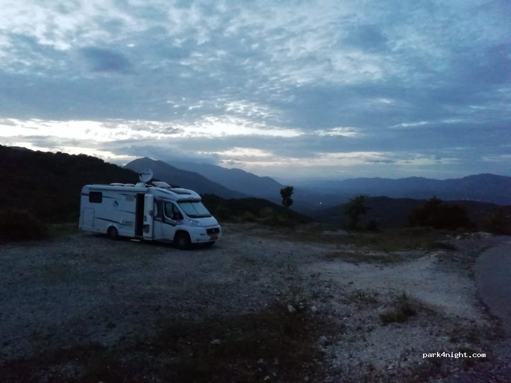 (440 17)  - Ethniki Odos Ioanninon Igoumenitsas — foto 2