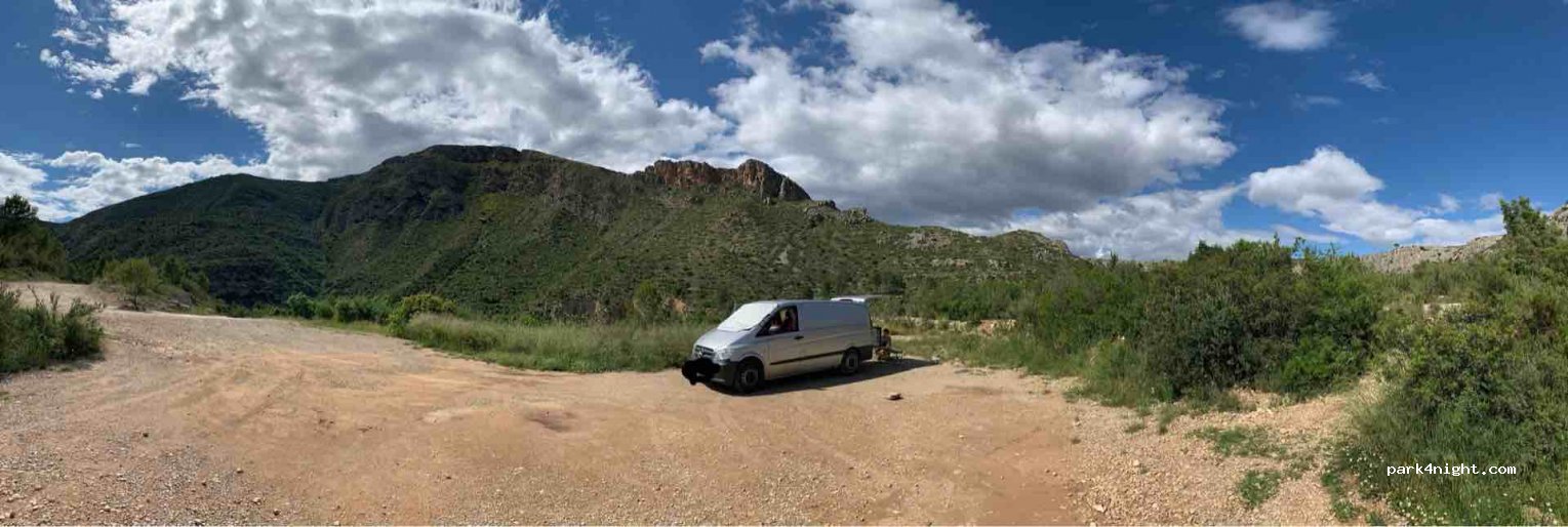 (46160) Chulilla - Unnamed Road — foto