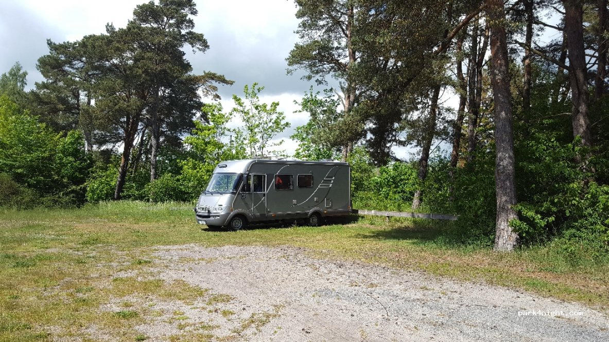 (276 37) Borrby - 2 Kyhls Skogs väg — foto