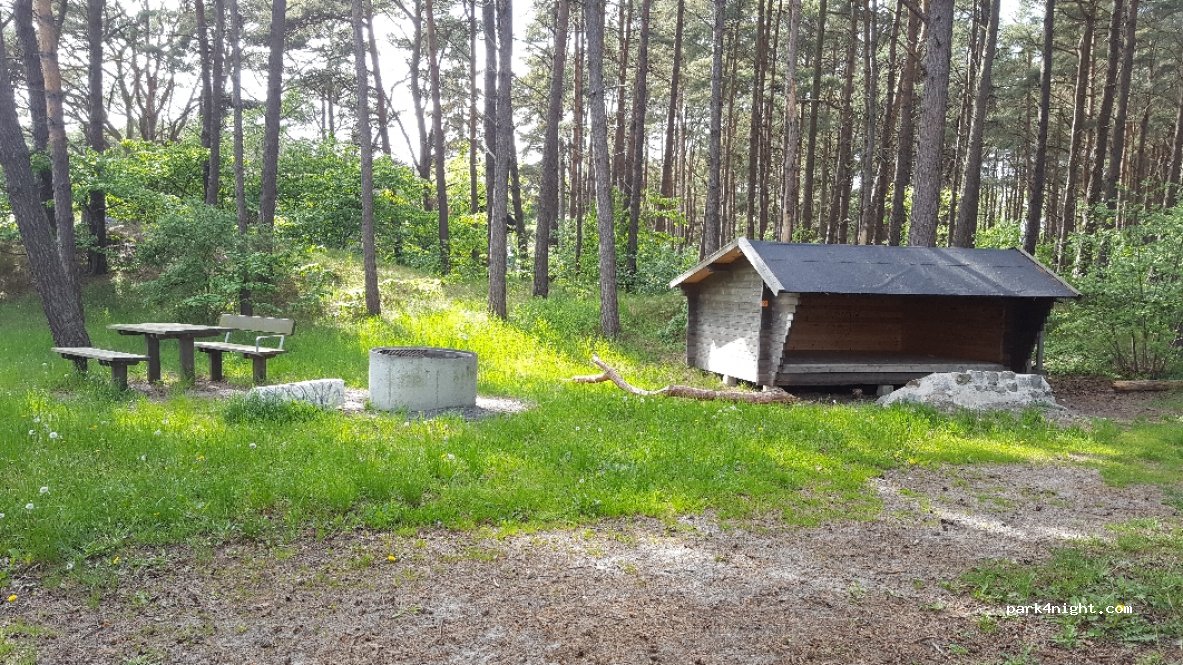 (276 37) Borrby - 2 Kyhls Skogs väg — foto 2