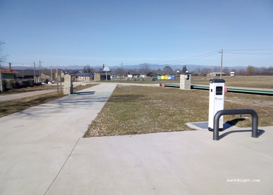 (49594) Manzanal de Arriba - Carretera Sagallos — foto 3