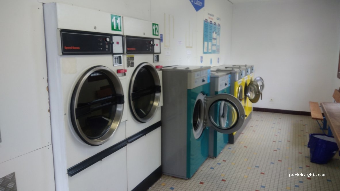 (50590) Hauteville-sur-Mer - 2 Avenue des Sports — foto