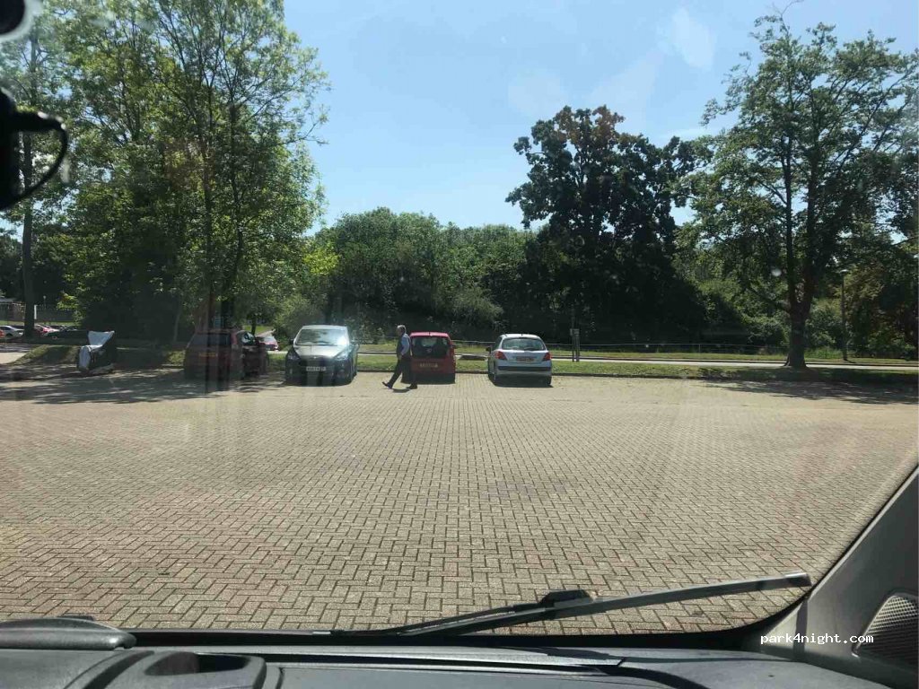 (PO17 6EZ) Southwick - 28 Norton Road — foto