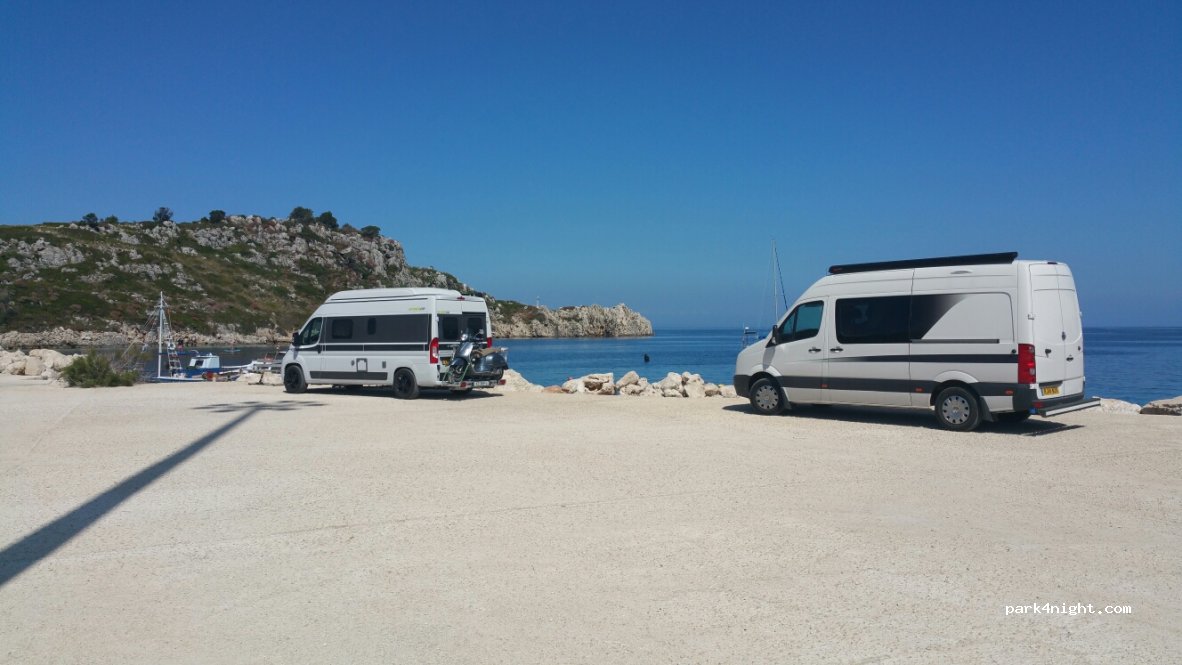 (290 91) Agios Nikolaos - unamed road — foto 2