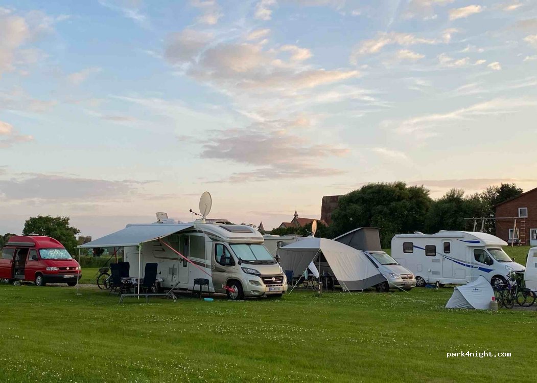 Wattenmeerhaus Pellworm - Campingplatz und Unterkünfte — foto 2