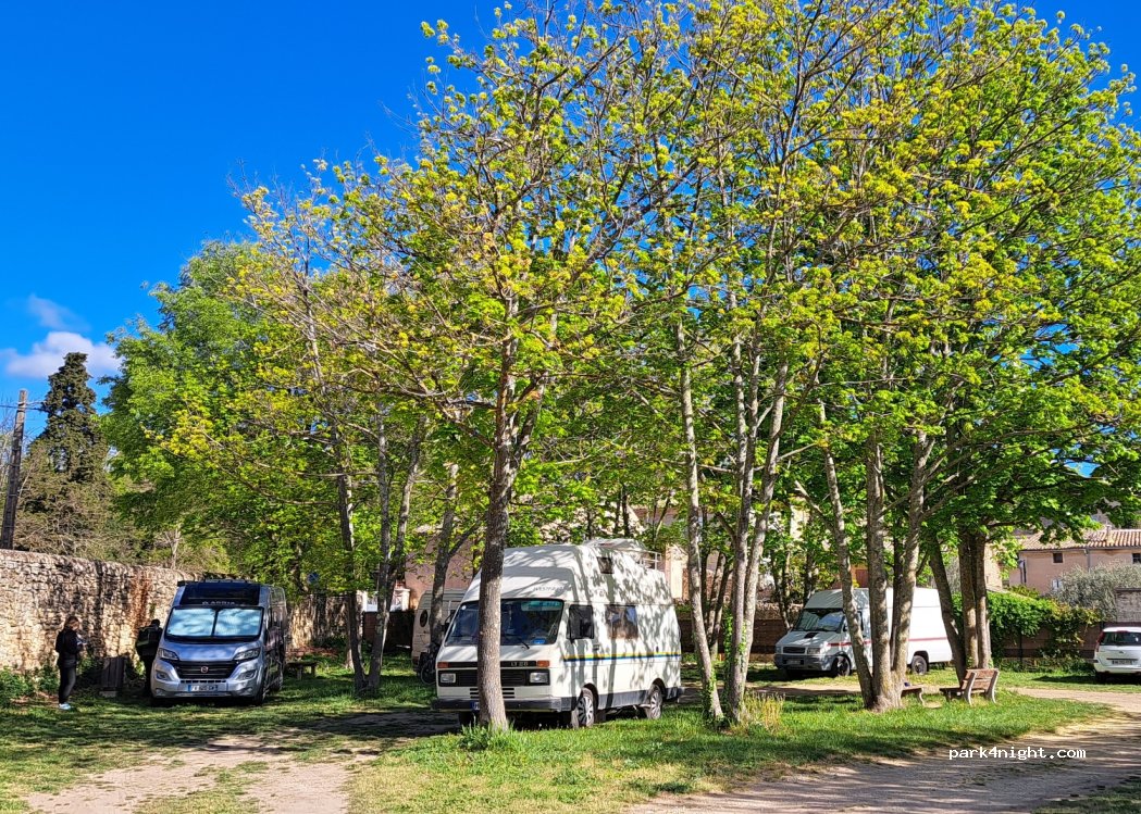 (26790) Rochegude - 126 Rue du Portail — foto 3