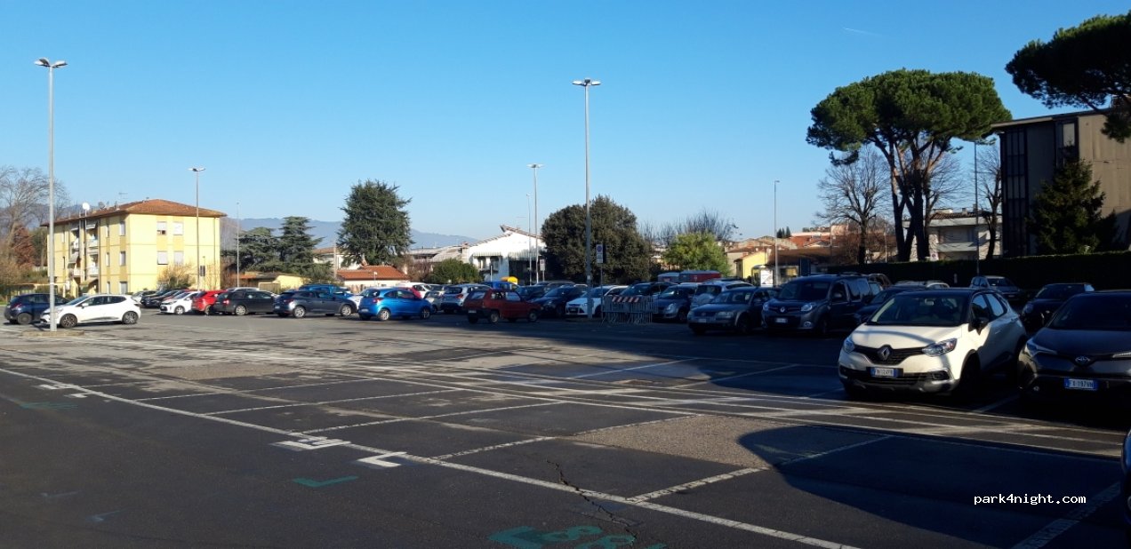 (55100) Lucca - 3 Traversa Iii Tagliate Iii — foto 3