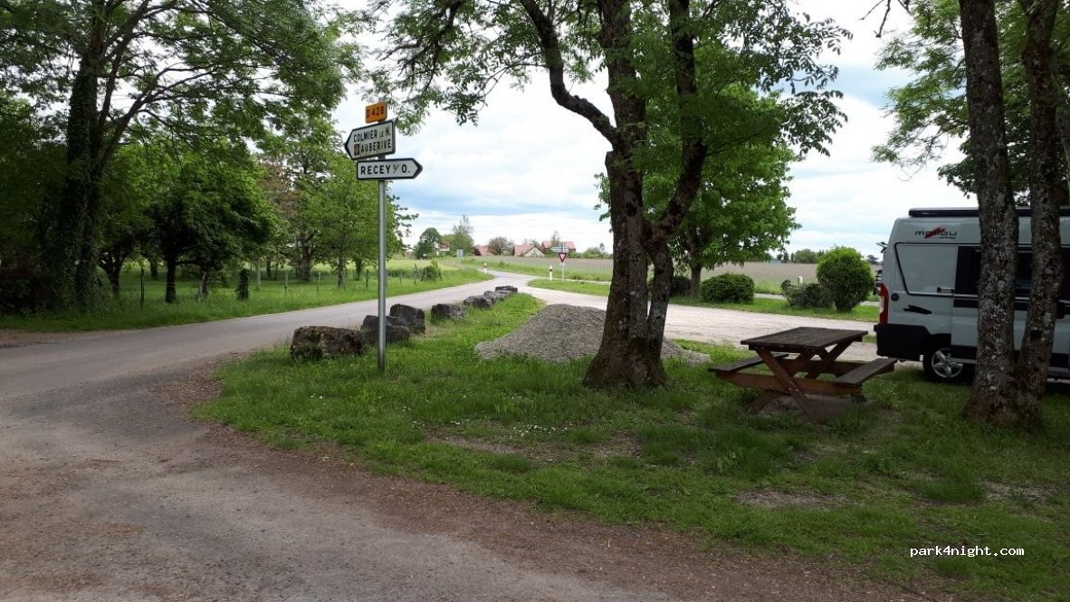 (52160) Colmier-le-Haut - D428 — foto 2