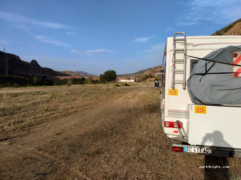 (58600)  - Suşehri Şebinkarahisar Yolu — foto 2