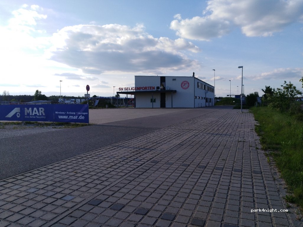 (90602) Pyrbaum - Zum Sportpark 1 — foto