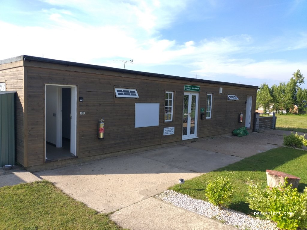 Buckhurst Campsite — foto