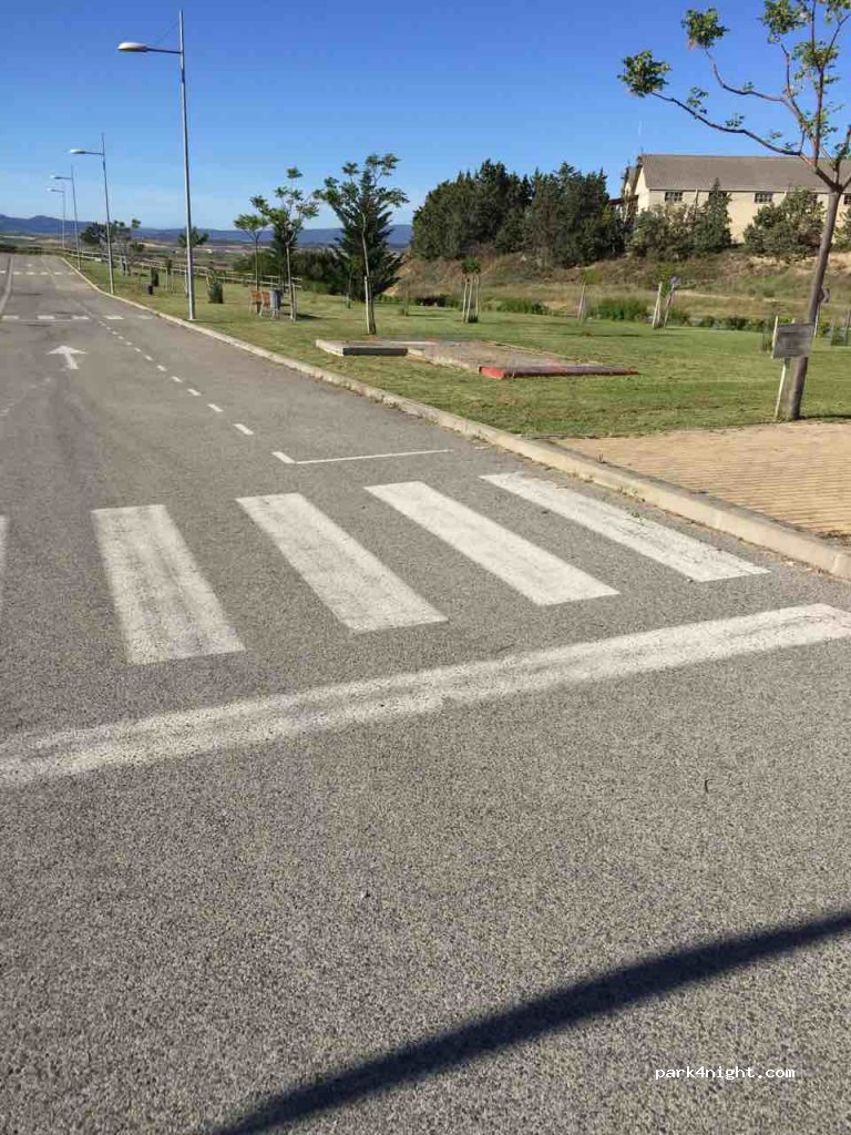 (31251) Larraga - 51 Carretera Estella — foto 2