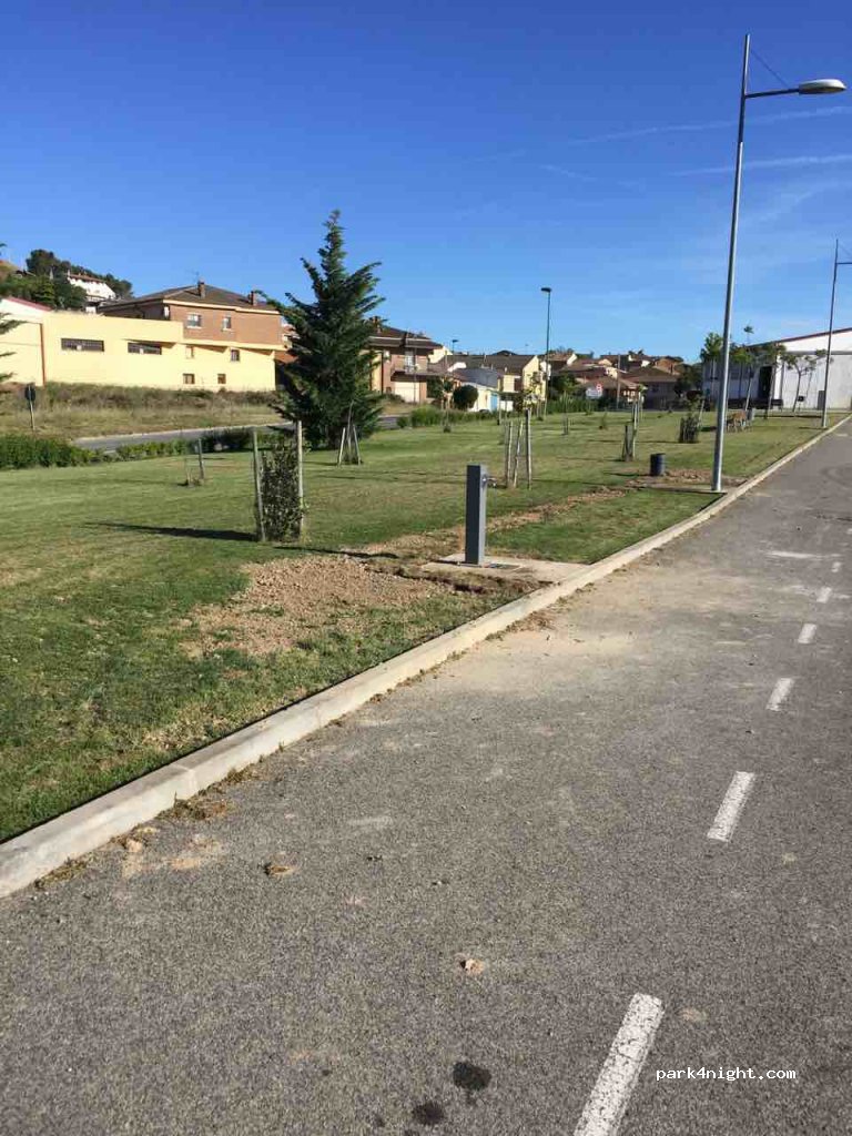 (31251) Larraga - 51 Carretera Estella — foto 3