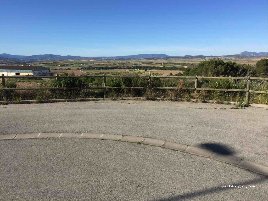(31251) Larraga - 51 Carretera Estella — foto 4