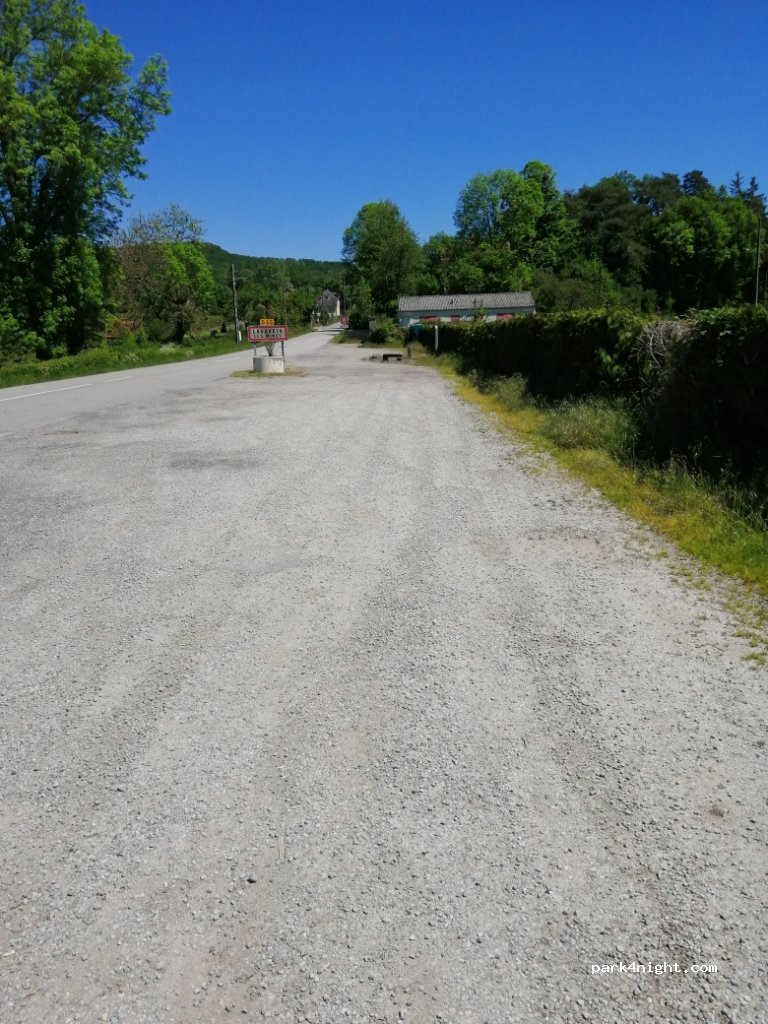 (23150) Lavaveix-les-Mines - 11 Rue du Stade — foto