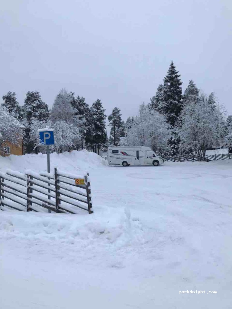 (842 32) Sveg - 29B Jämtlandsgatan — foto 2