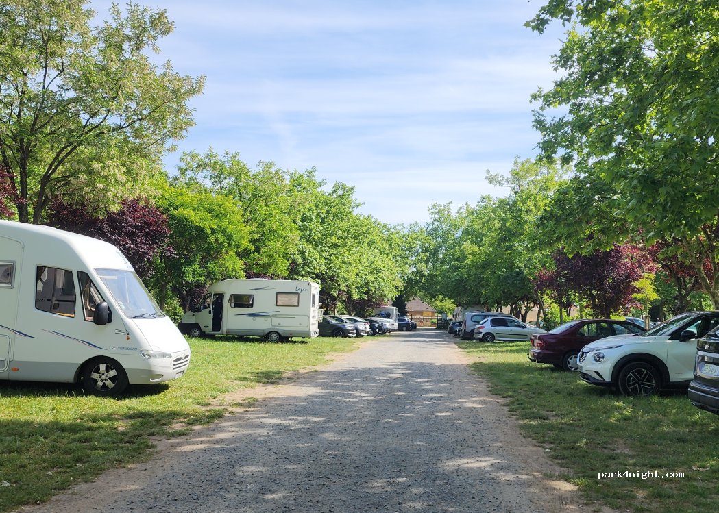 (49700) Doué-la-Fontaine - Chemin des Marchais — foto 2